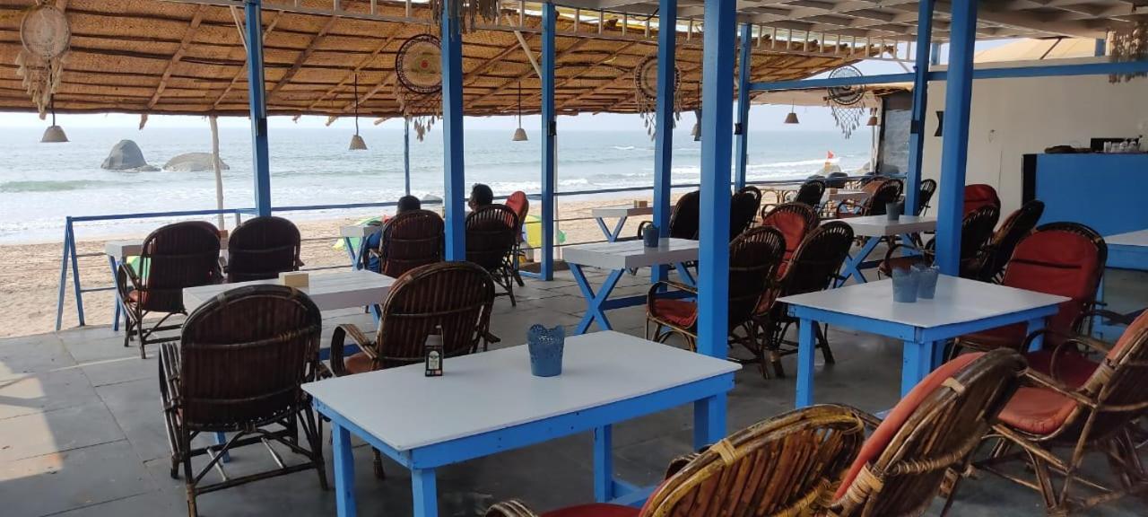 The Tito'S Blue Sky Beach Resort 아곤다 외부 사진