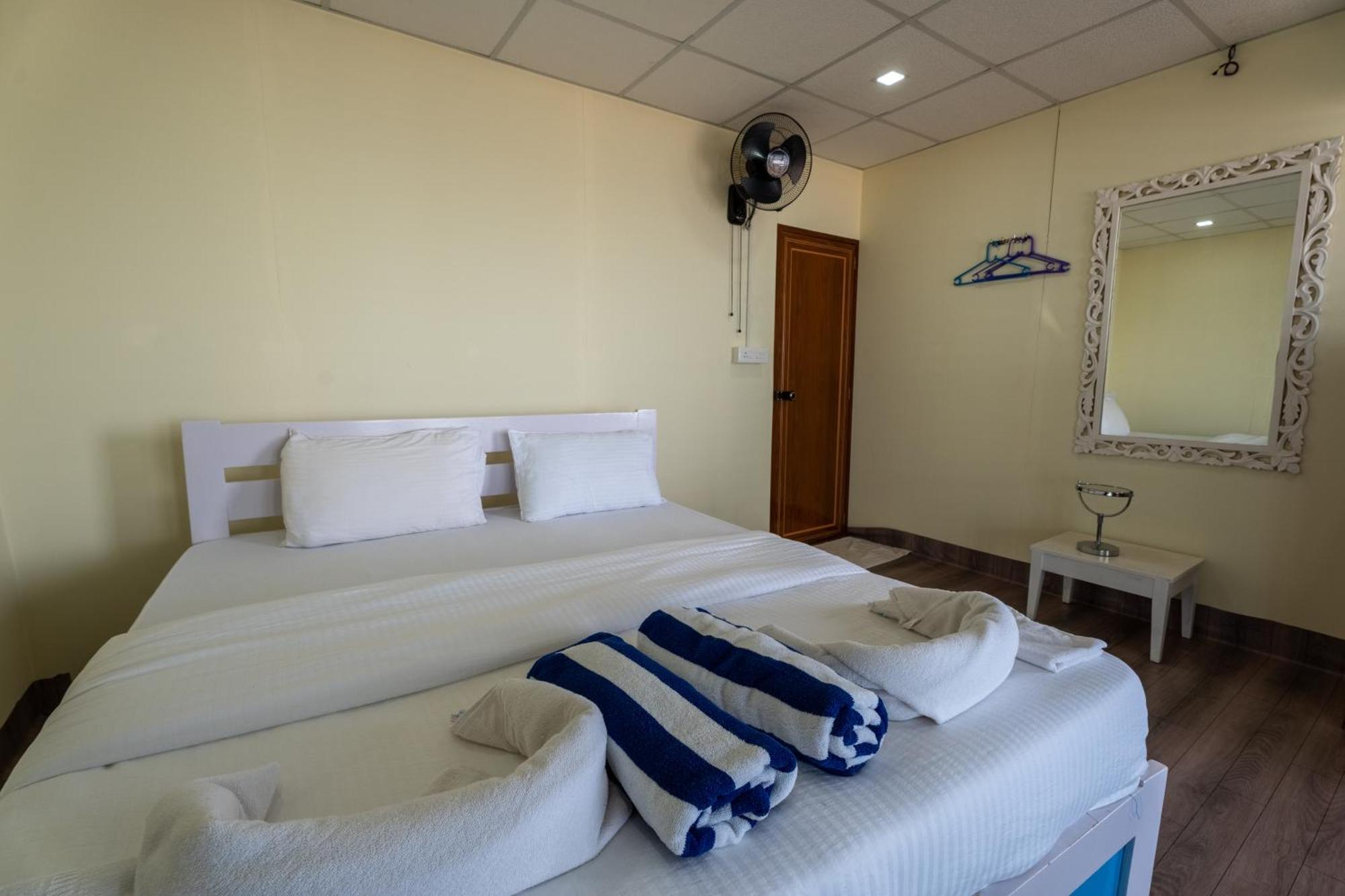 The Tito'S Blue Sky Beach Resort 아곤다 외부 사진